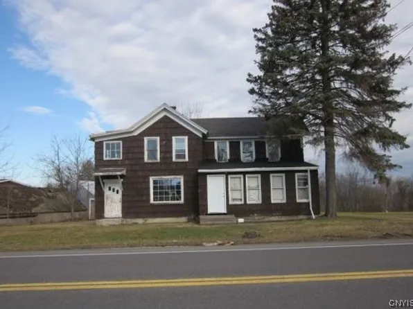 5223 Bear Rd, North Syracuse, NY 13212