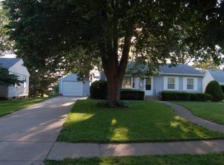 412 N Hannah Ave, Mount Morris, IL 61054