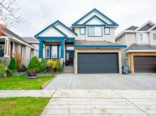 7077 149a St, Surrey, BC V3S 1K2
