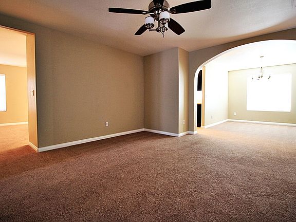 5th image of 9044 Iron Cactus Ave