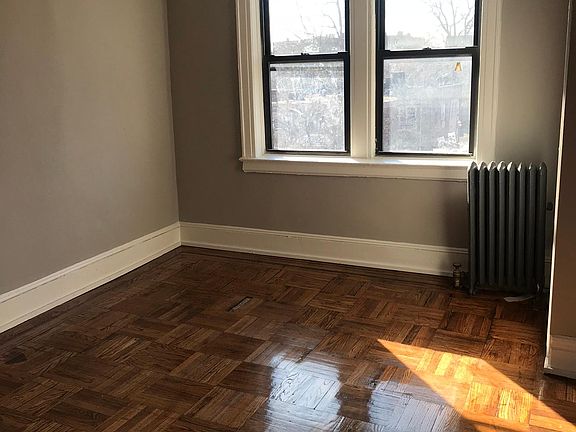 4th image of 372 Park Ave APT 42