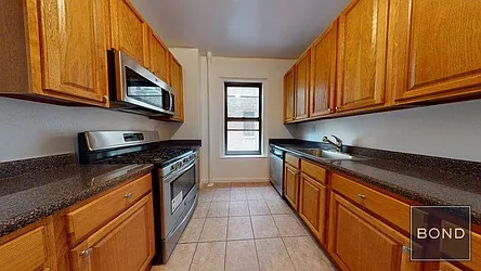 Rented by Bond New York