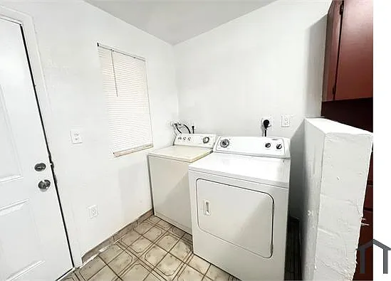 6728 NW 23rd Ave — Photo 8