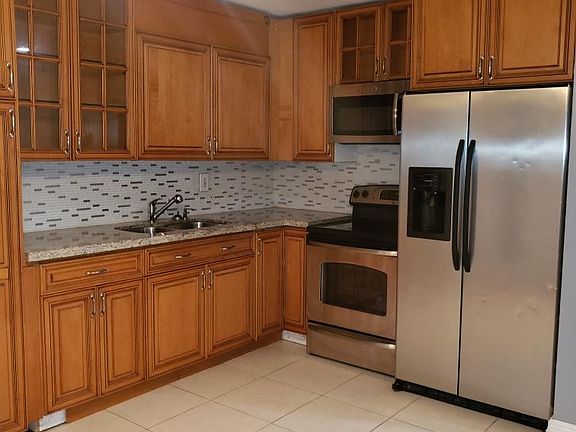 3rd image of 19367 NW 29th Ave