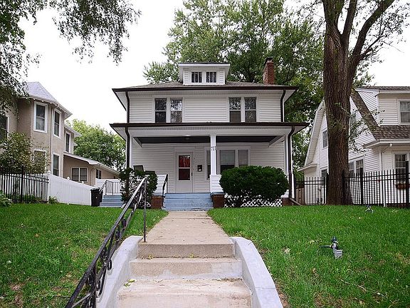 3rd image of 711 N 36th St #1/2