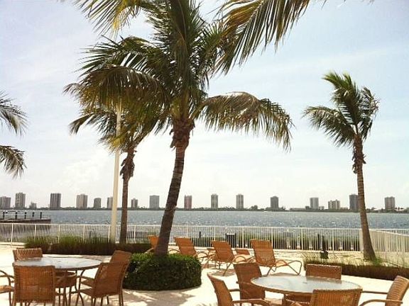 Dining on Pool Deck