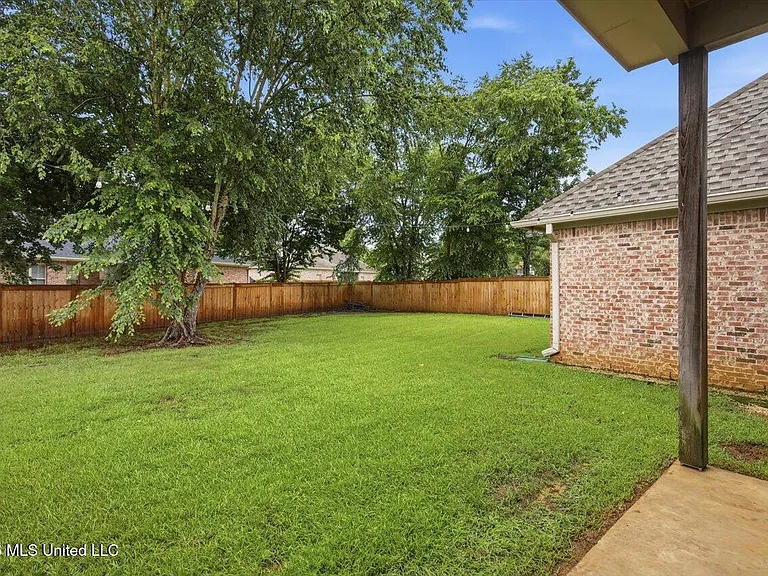 143 Sonnett Cir — Photo 44