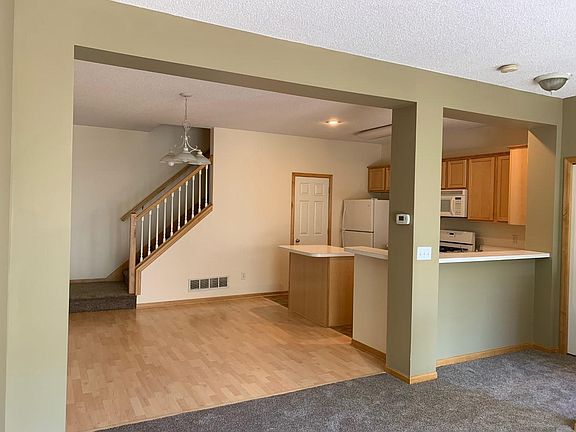 3rd image of 2561 Eagle Trace Ln #2561