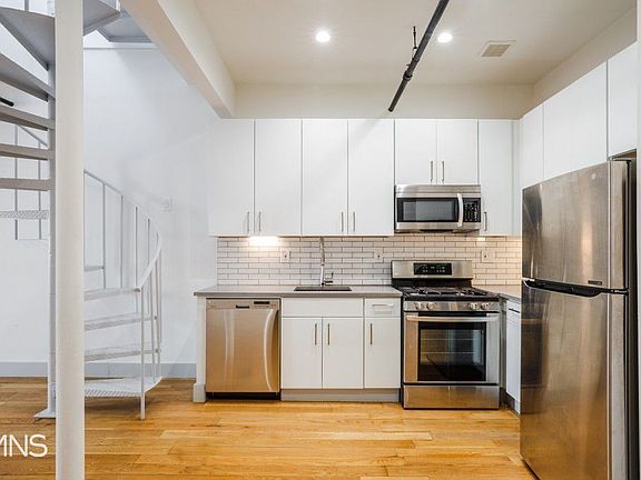 4th image of 48 Meserole St APT 6B