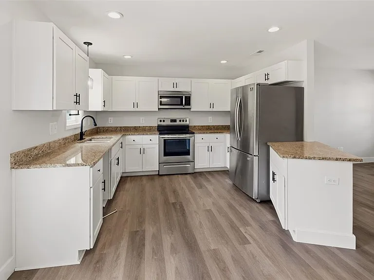 170 Starlight Dr — Photo 18