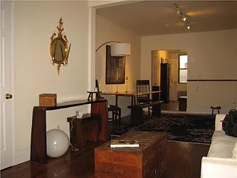 Rented by R New York