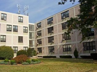 1015 Whalley Ave, New Haven, CT 06515