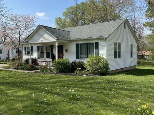 109 Jean St, Paris, TN 38242