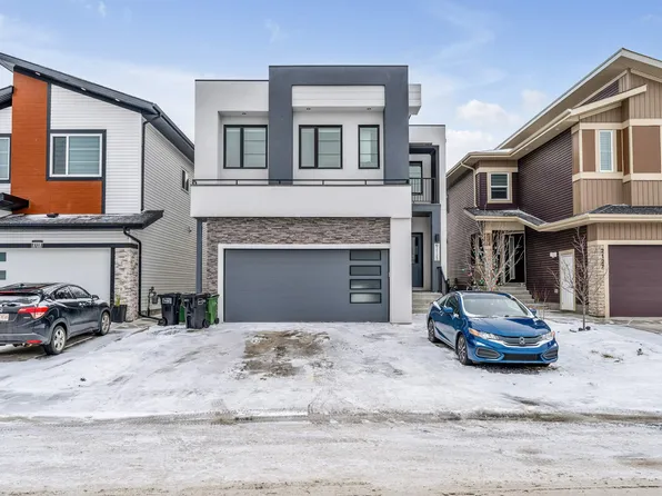 2123 18th Ave NW, Edmonton, AB T6T 2M8