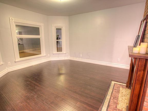 4th image of 1058 E Rich St