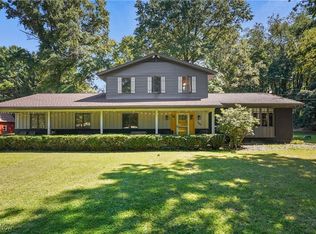 649 S Medina Line Rd, Akron, OH 44321