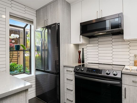 4th image of 8005 NE 177th Court #203