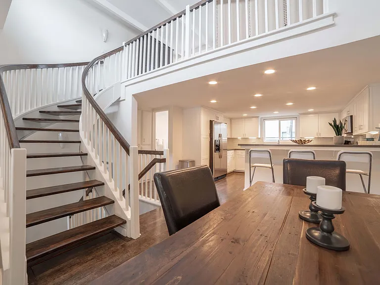 1107 Loma Dr #C — Photo 8