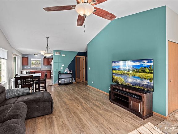 5th image of 1317 Sherborn Ct N