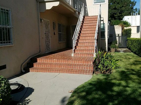 4th image of 4133 Garthwaite Ave