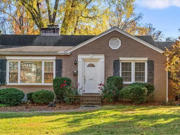 1809 W Market St, Greensboro, NC 27403