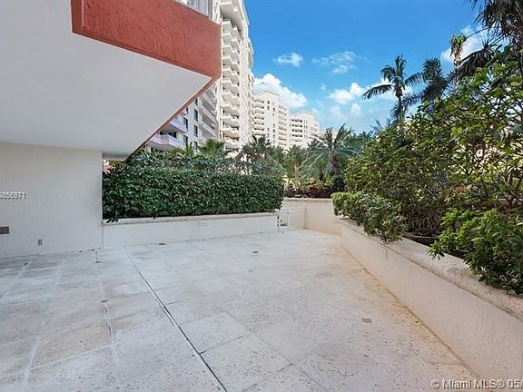 Lanai terrace