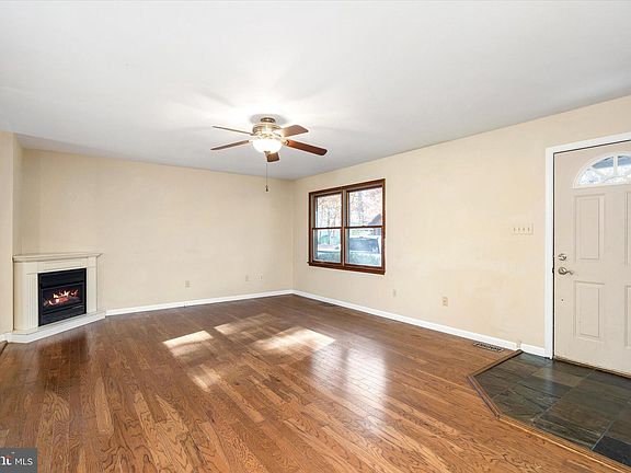 4th image of 311 Goodwater Ave