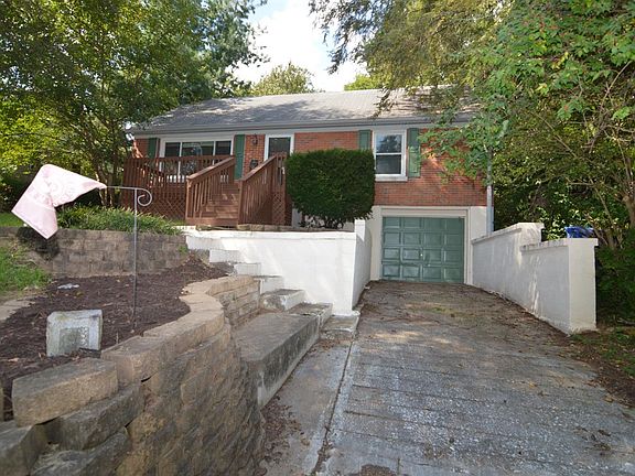 2nd image of 193 Saint James Dr