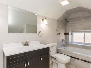 8427 S Euclid Ave, Chicago, IL 60617
