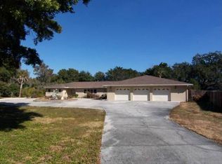 2711 45th St W, Bradenton, FL 34209