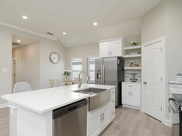 306 Evening Shade Ln — Photo 9