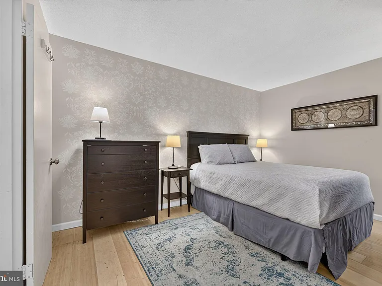 1718 P St NW #T9 — Photo 12
