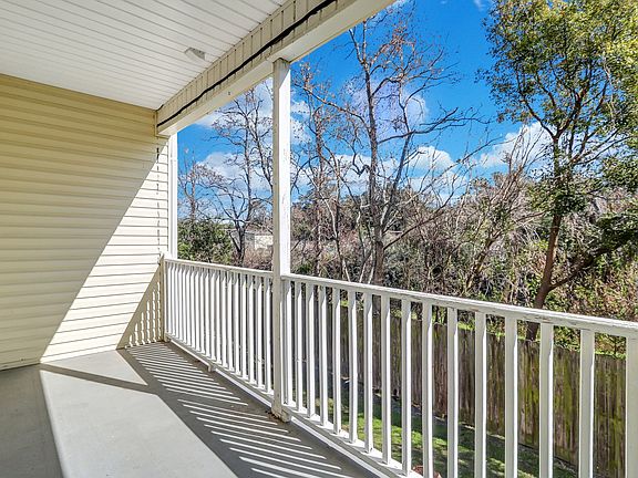 2nd image of 375 Laurel Oak Ln #375