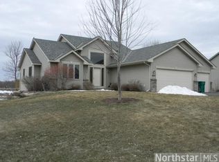 6002 Nathan Blvd, Rockford, MN 55373