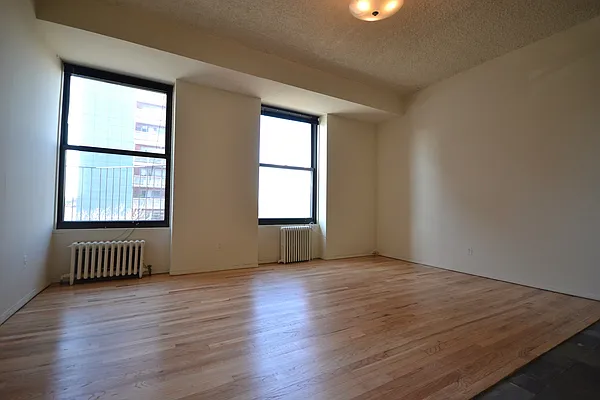 Rented by Bold New York | media 27