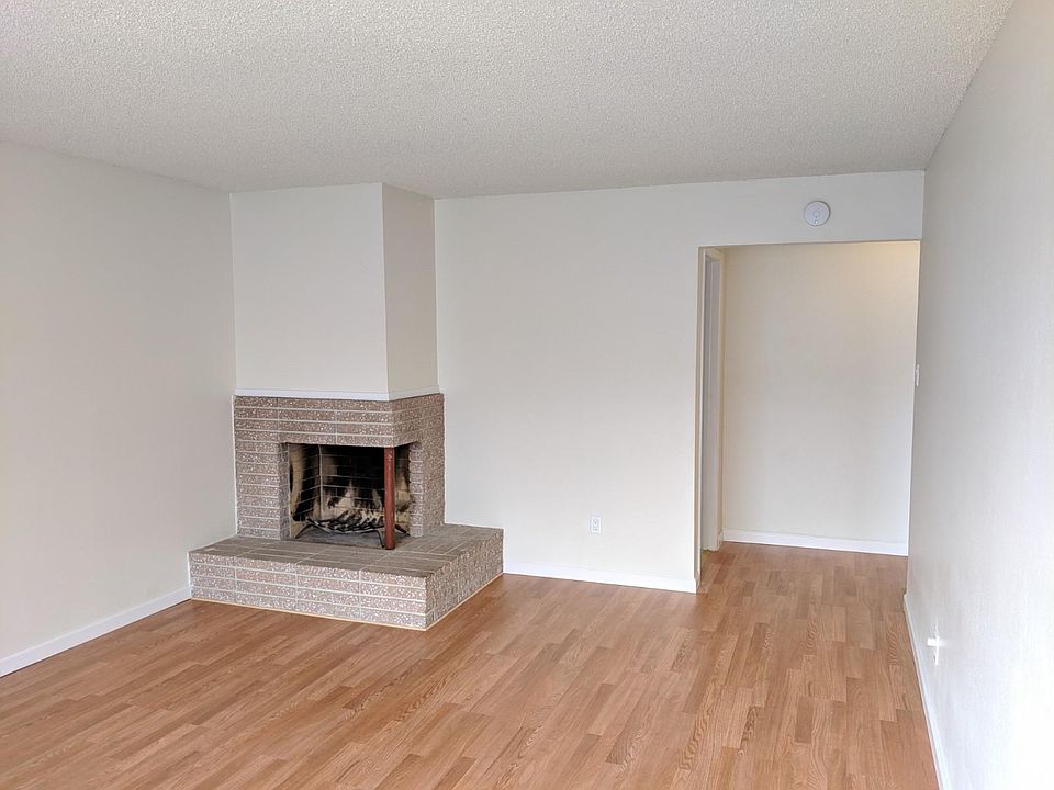 1st image of 1300 Irving St APT 28