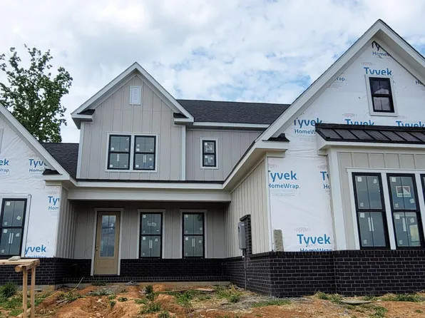 2341 Ridgeline Ct, Morristown, TN 37814