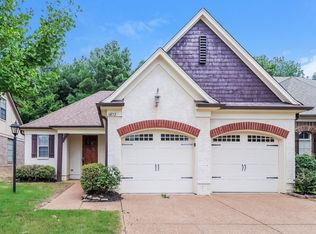 6832 Lagrange Grove Dr, Cordova, TN 38018