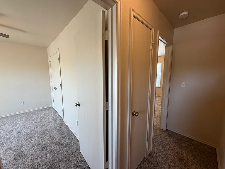 200 Chalmette Dr #1 — Photo 19