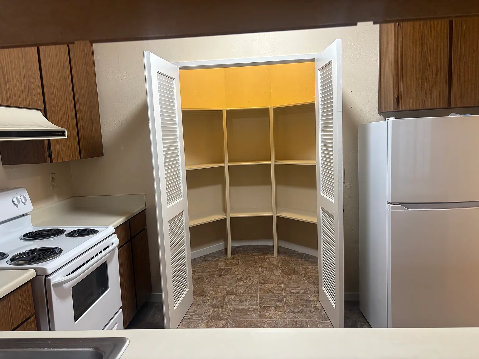 1 bed, 624 sqft, $1,950 — Photo 2