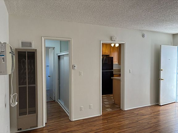 4th image of 3513 W Alameda Ave #C