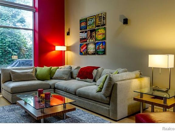 5th image of 436 E Parent Ave #1