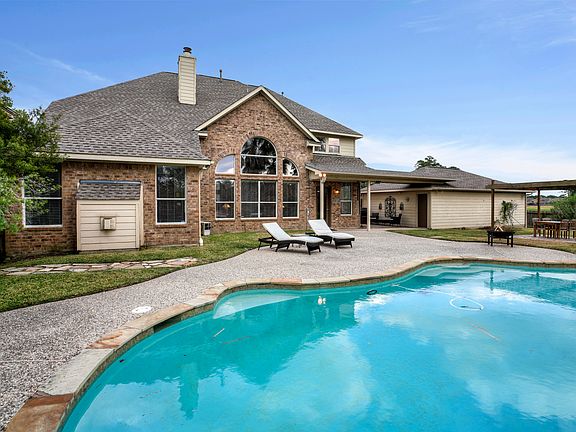 3rd image of 19315 Brittany Creek Dr