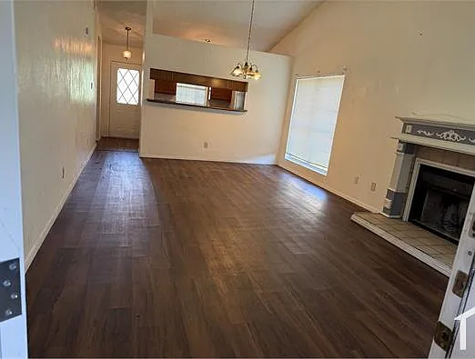 801 Colchester Dr — Photo 4