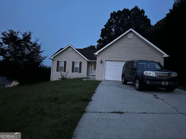 5026 Limerick Ln, Flowery Branch, GA 30542