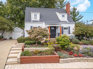 304 Perrin Ave, Bloomington, IL 61701