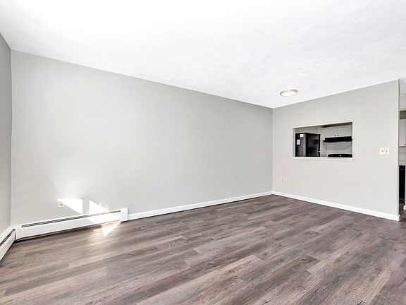 5th image of 430 River St #2a011a8c0
