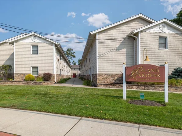 490 Main Street #9A, Farmingdale, NY 11735