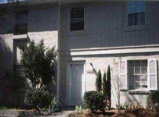 5703B Bramblegate Rd, Greensboro, NC 27409