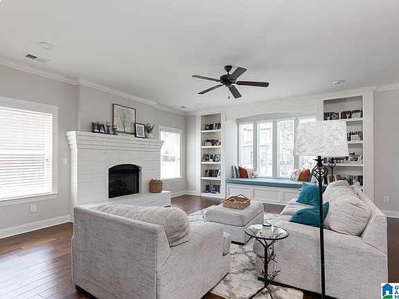3rd image of 4503 Shady Grove Ln